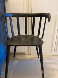 Sedia Ikea  PS 2012 con braccioli e lix rossa