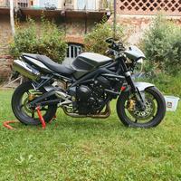 Triumph street triple 675 R
