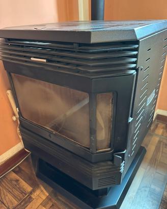 Stufa pellet modello Ecoteck Arianna