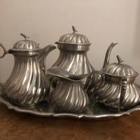 Servizio da the in peltro