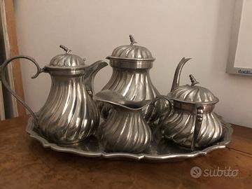 Servizio da the in peltro