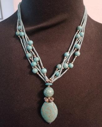collana fatta a mano con pietra turchese 