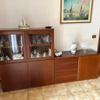 Mobile arredo con vetrina