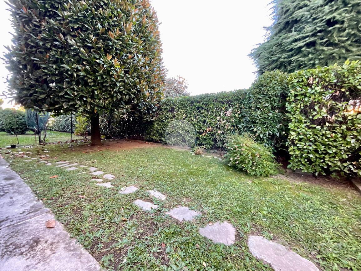 3 LOCALI A LEINÌ - Vista 2