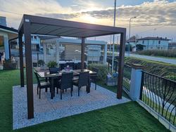 PERGOLA  CON TELO TESO RETRATTILE mt.3 X 3