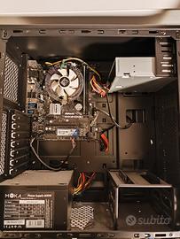 PC fisso Intel i5, 8gb RAM, 500gb SSD, 24" monitor