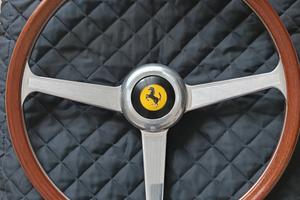 volanti d'epoca Ferrari anni 60/70