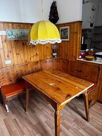 Angolo pranzo stile tirolese – set in legno massel