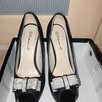 Scarpe Peep-Toe Nere con Fiocco di Brillantini n40