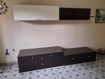 Parete attrezzata moderna