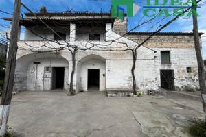 Casolare con Terreno