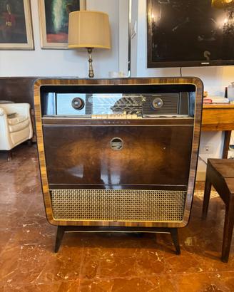 Radio con giradisch Grunding