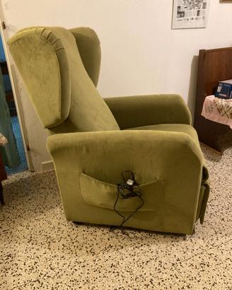 poltrona elettrica per anziani