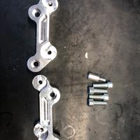 Kit arretretori distanziali pedane Yamaha R1