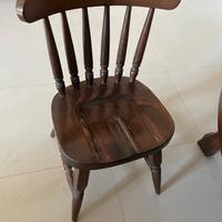 Tavolo in noce con 4 sedie