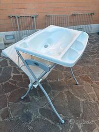Fasciatoio con Vaschetta per Bagnetto