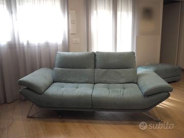 Divano dellal marca CALIA modello Fly v2.0