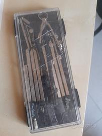 Set Compassi da Disegno Tecnico Vintage "Atlas" –