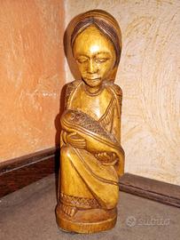 Donna con bambino arte africana.