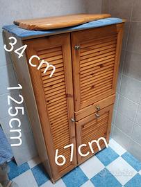 Mobiletto da bagno in legno