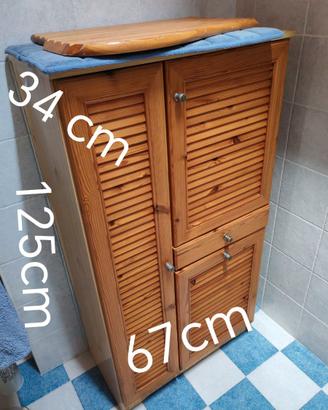 Mobiletto da bagno in legno