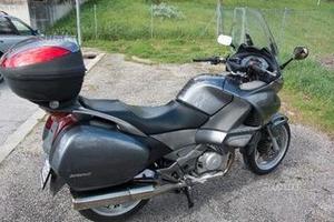 Honda  Deauville 700