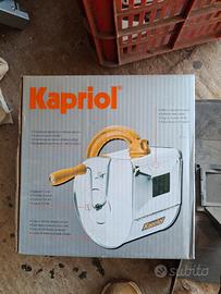 Attrezzo per arricciatura 