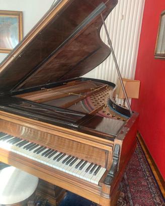 Pianoforte Pleyel gran coda
