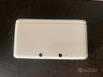 Nintendo 3ds + super mario 3d land