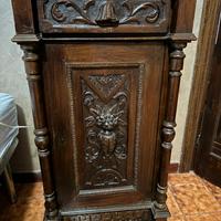 Coppia di comodini antichi