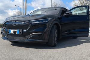 FORD Mustang Mach-E - 2022