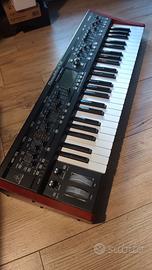 Sintetizzatore analogico Behringer Deepmind 12