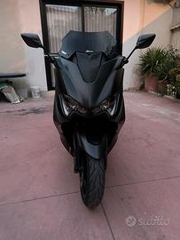 Tmax 560