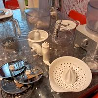 Robot Kenwood (+15 pezzi) + Centrifuga per succhi