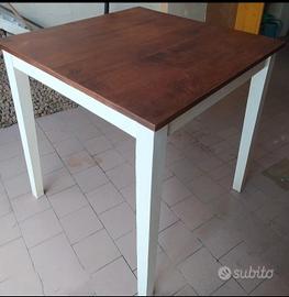 TAVOLO in legno