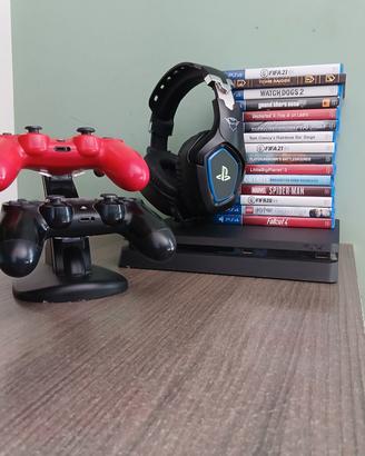 Ps4+2 controller +cuffie+20 giochi 