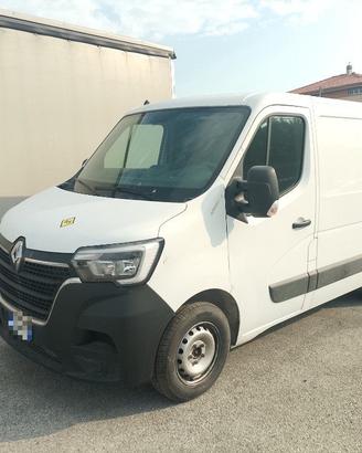 RENAULT Master T28 2.3 dCi 135