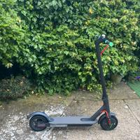 Monopattino elettrico xiami