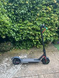 Monopattino elettrico xiami