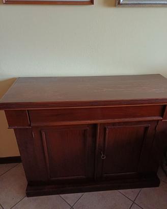Mobile console in legno scuro