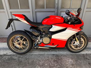 Ducati panigale 1199 superleggera