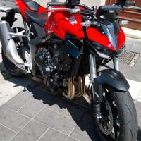 Honda hornet 1000
