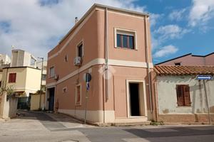 CASA SEMINDIPENDENTE A CAPOTERRA