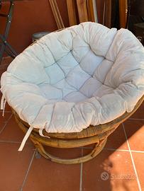 Pouf sedia in legno con cuscino