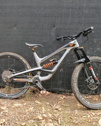YT Capra 29 CF pro race 2018, taglia L