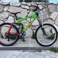 Kona dh 1998
