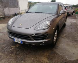 PORSCHE - Cayenne - 4.8 S