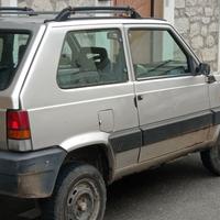 Panda 4x4 anno 2002 mozzi liberi gancio traino