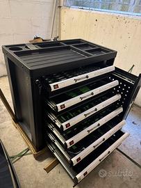 Carrello utensili pieno