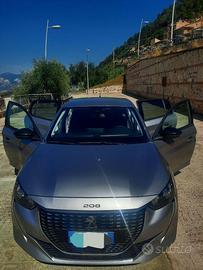 Peugeot 208 1.5  BLUE HDI 100 CV Allure Pack